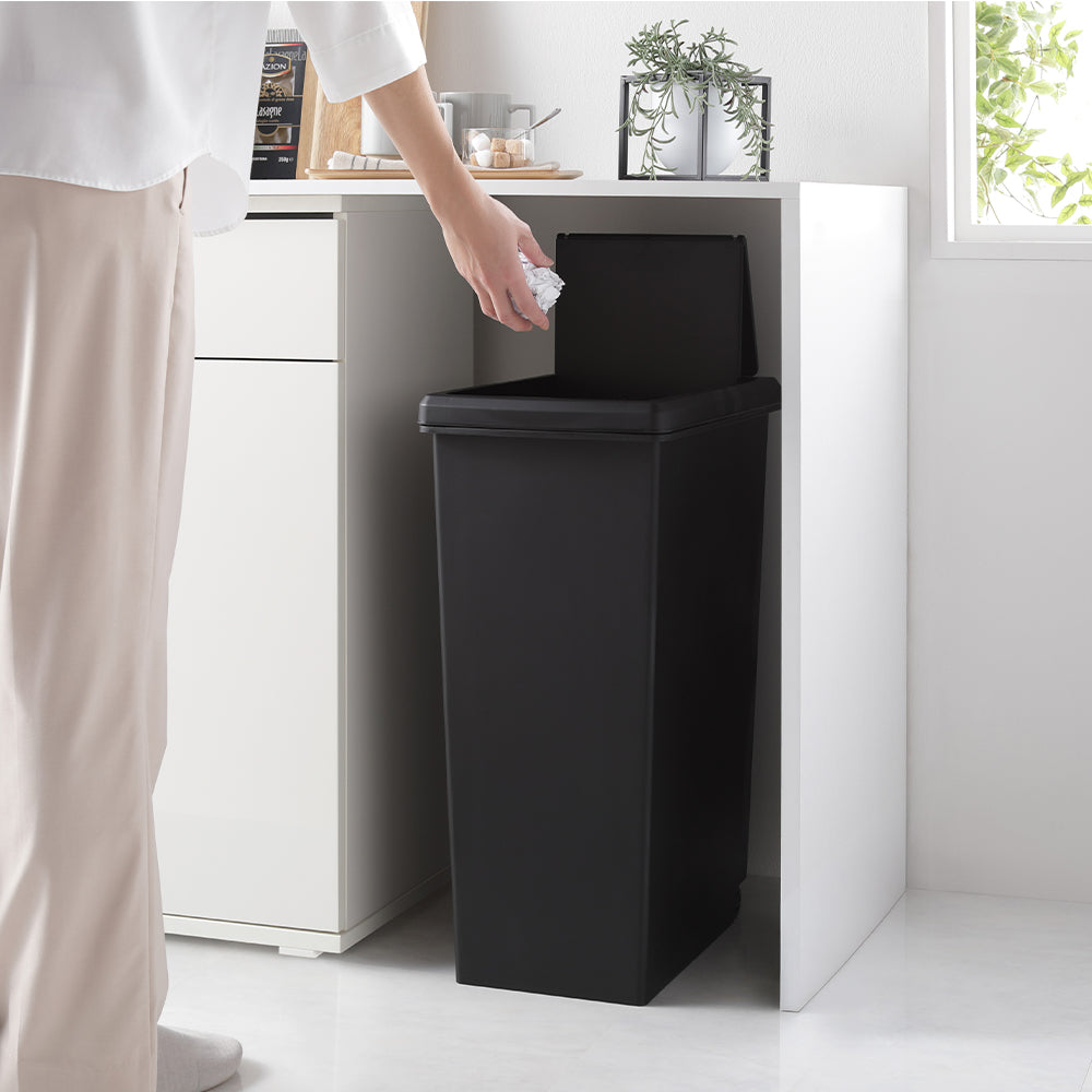 【日本製】サイズが選べる 棚下にも収納できる スライドオープン式 ごみ箱 45L 単品 ブラック