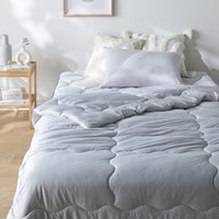 とろとろニット×人工羽毛 洗える 掛け布団 春夏秋3シーズン 『Mermin マーミン』 ライトグレー