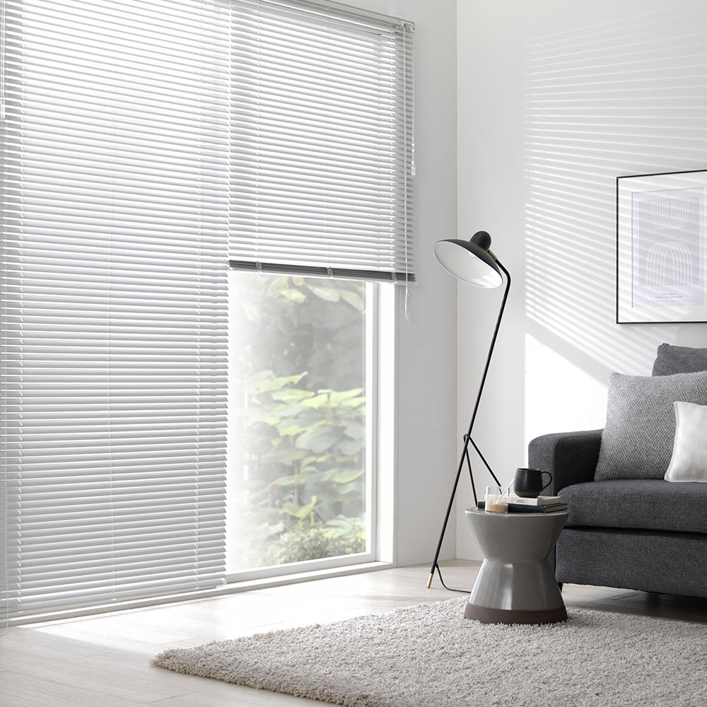 日本製 遮熱 アルミブラインド 無地(カーテンレール対応可)ウォームグレー