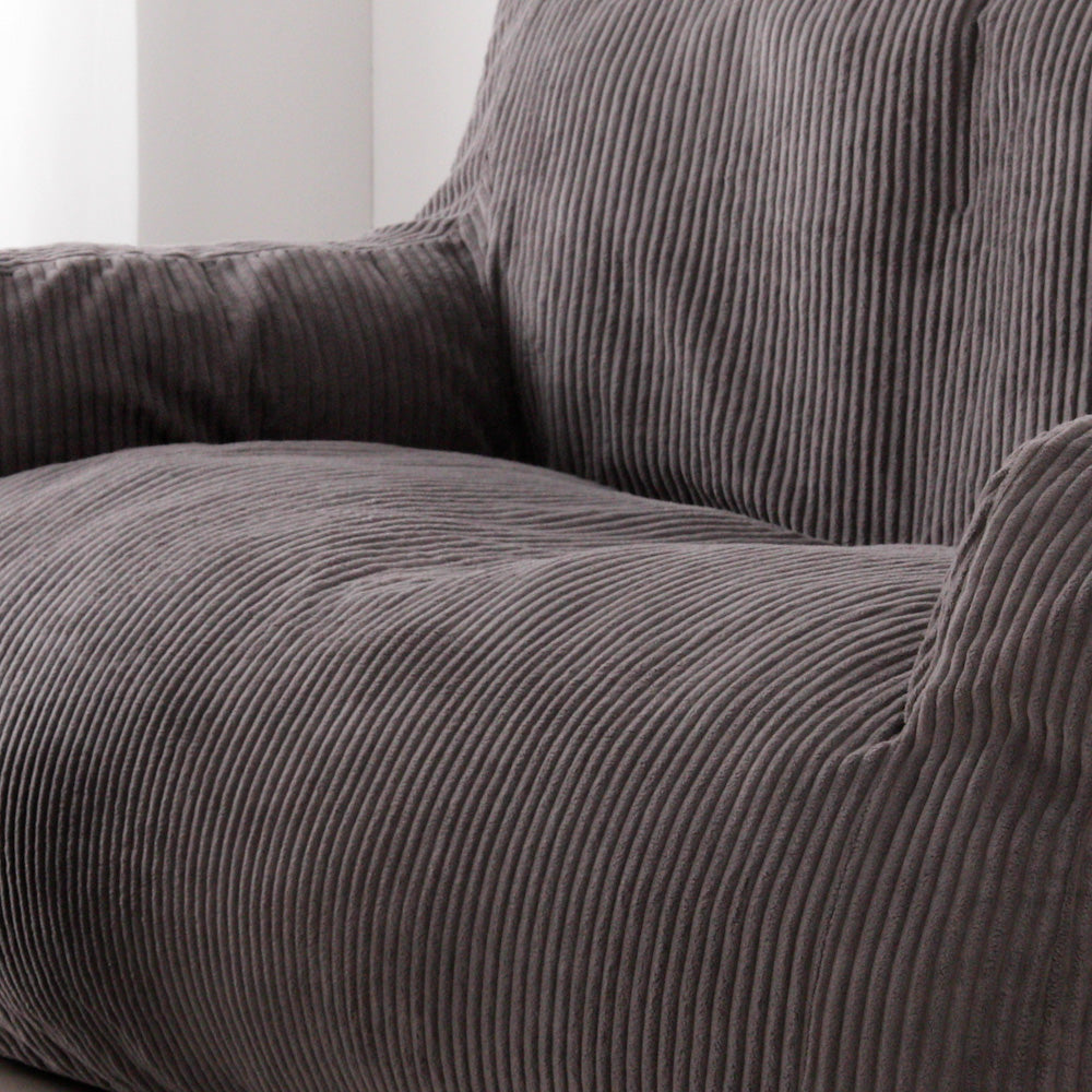 クルーフィの座り心地のよさはウレタンチップとウレタンシートにあり