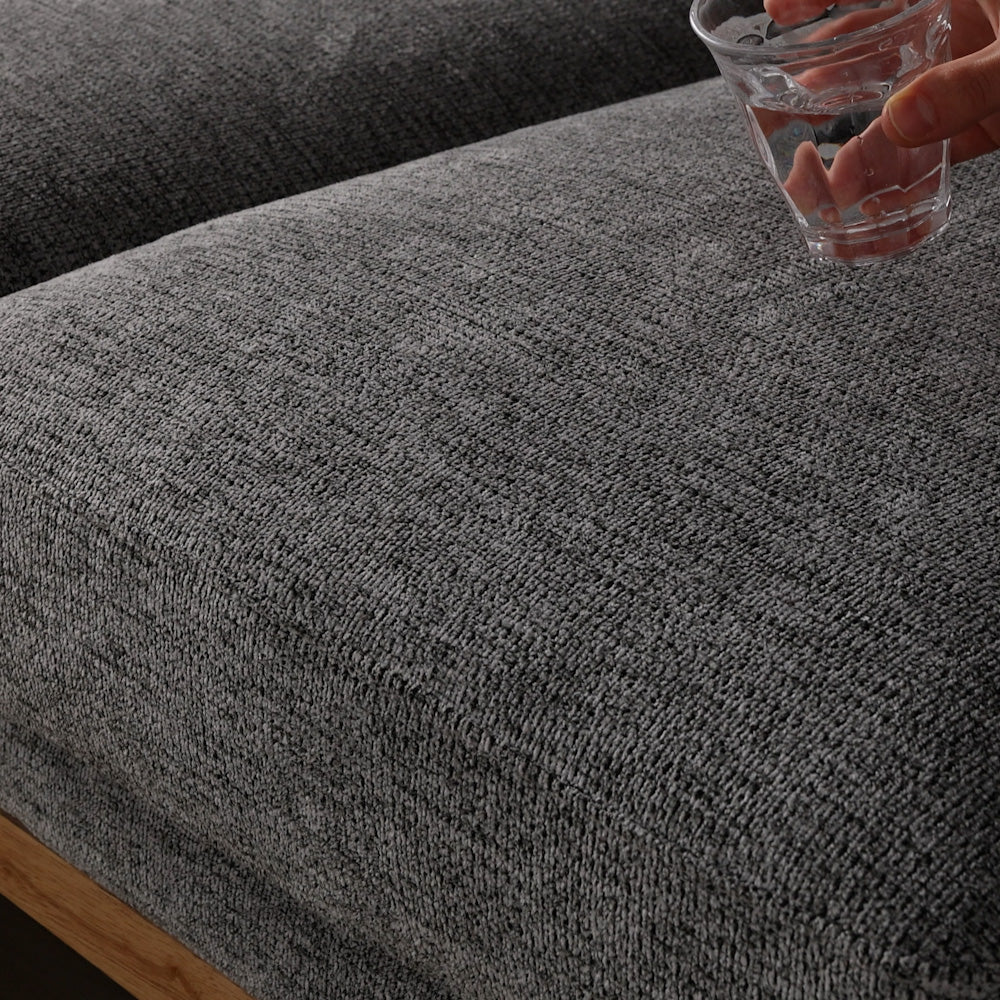 軽い撥水加工でメンテナンスをラクに