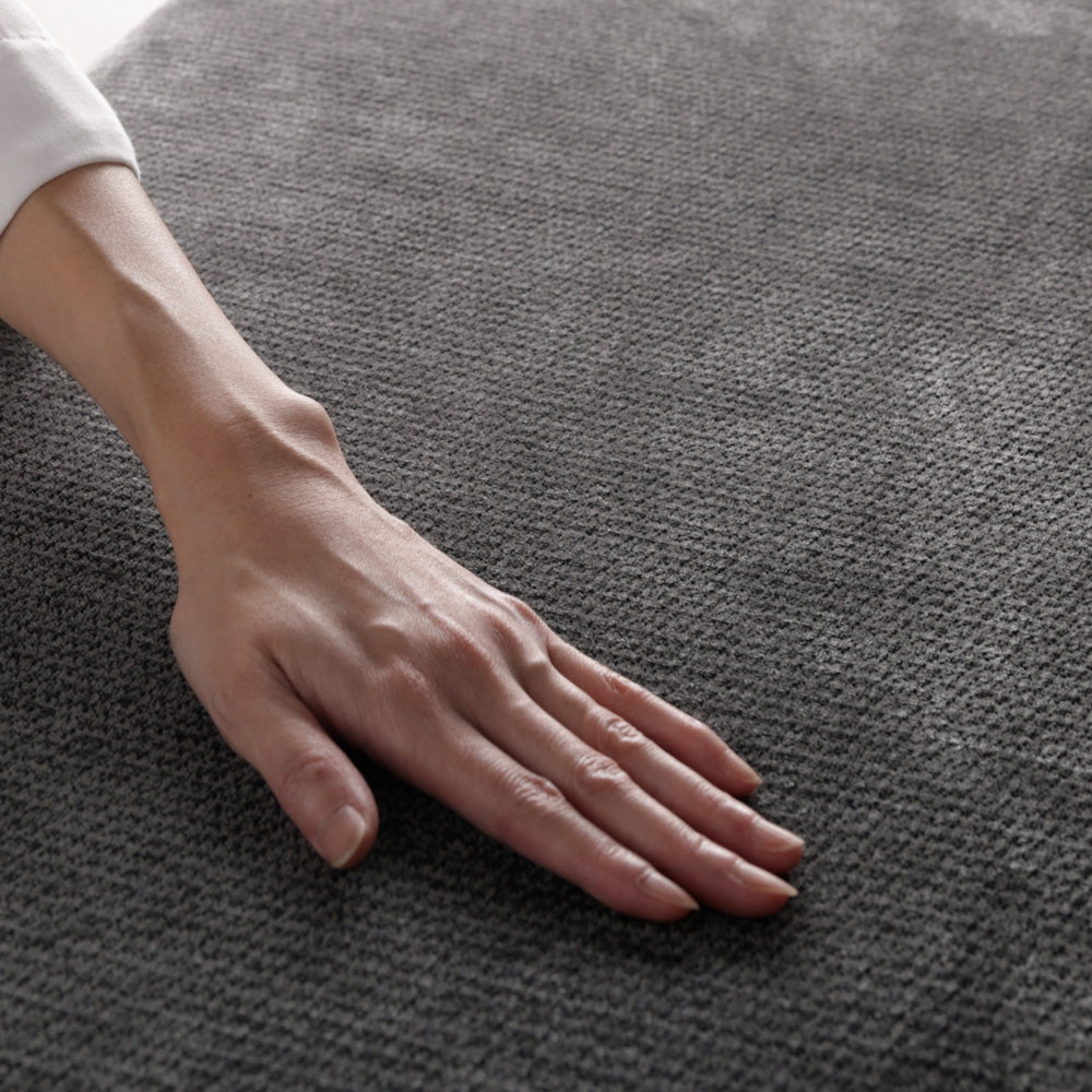 深みのある質感を楽しむファブリック