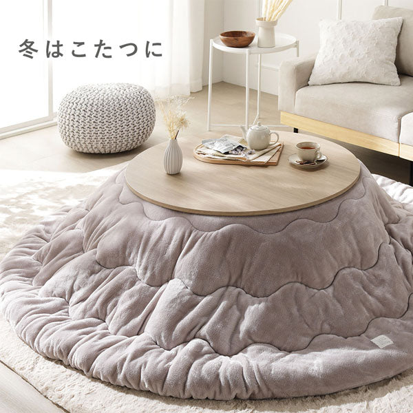 冬はこたつに