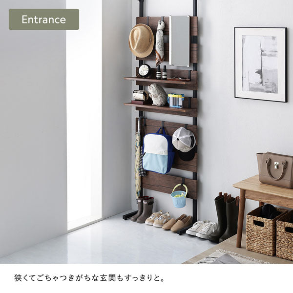 狭くてごちゃつきがちな玄関もすっきりと。