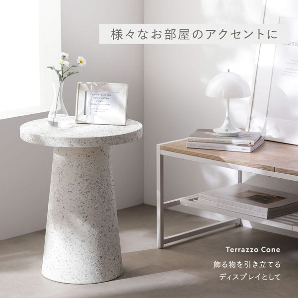 様々なお部屋のアクセントに：飾る物を引き立てるディスプレイとして