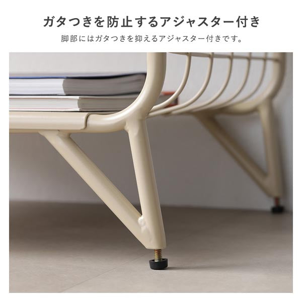 ガタつきを防止するアジャスター付き