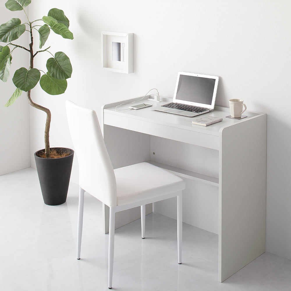 コンパクトデスク[幅83cm]/ 2口コンセントが付いた便利なコンパクト