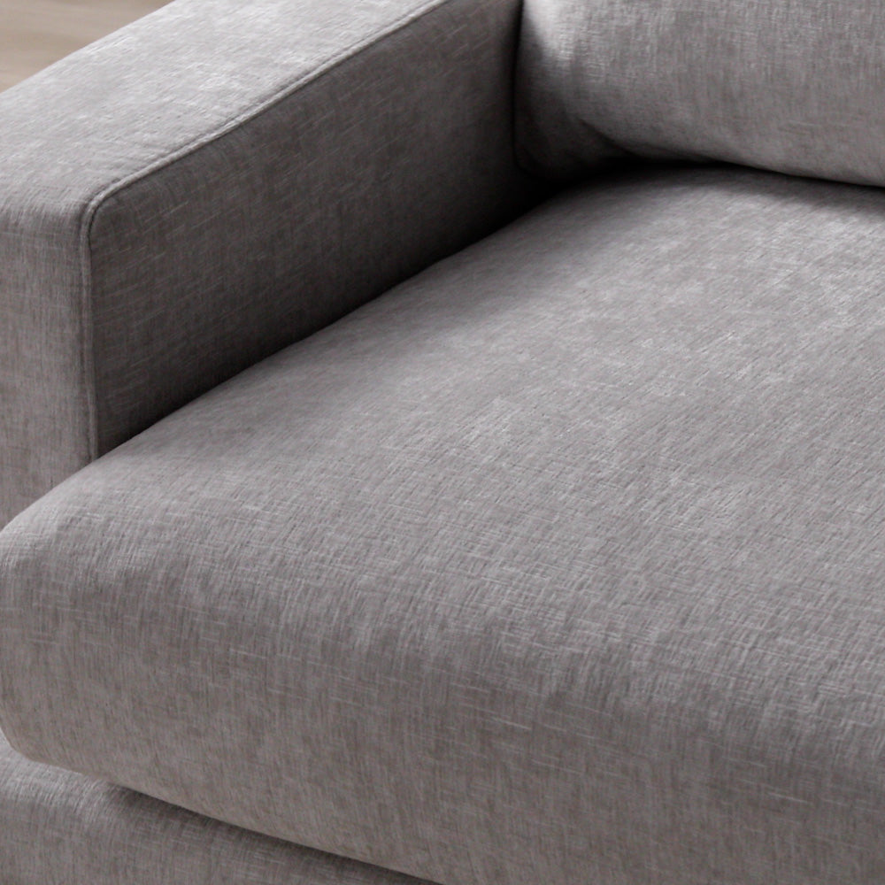 高級感のある生地を使用